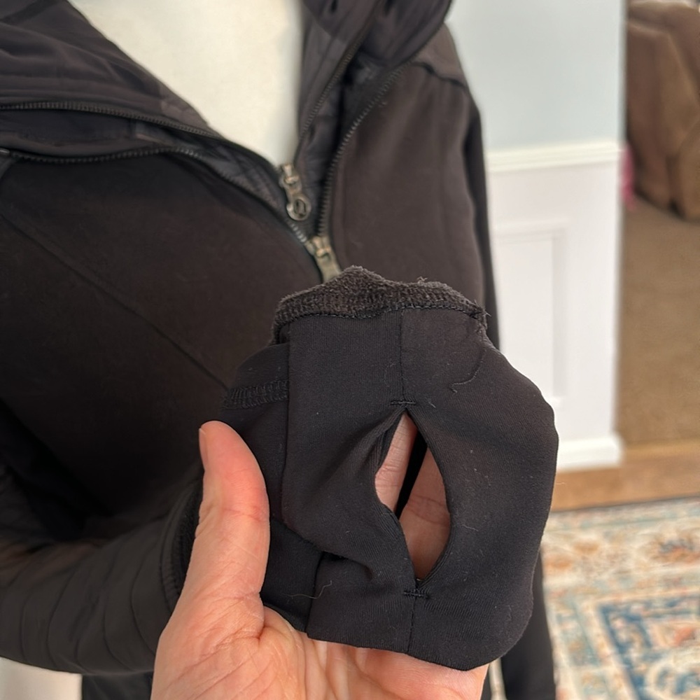 Lululemon Fleecy Keen Jacket Black Size 4 Fleece Activewear Outerwear Workout - Picture 6 of 11